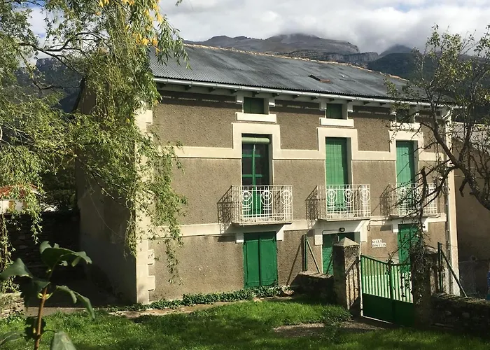 シャレー Rosalia *